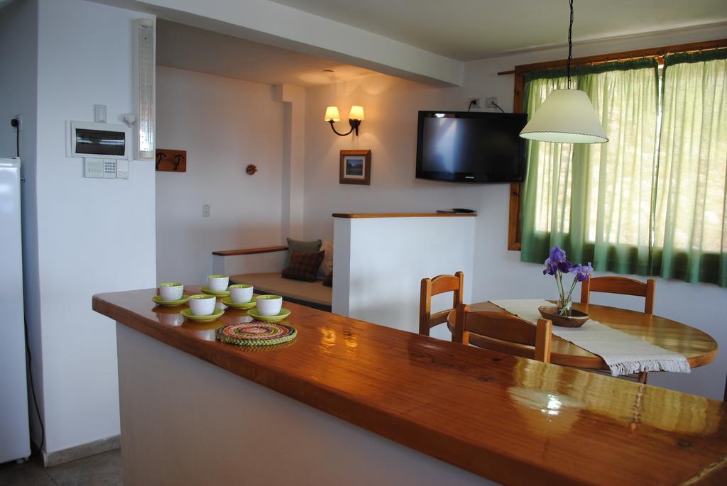 Alun Bungalows Apart San Carlos de Bariloche Ngoại thất bức ảnh