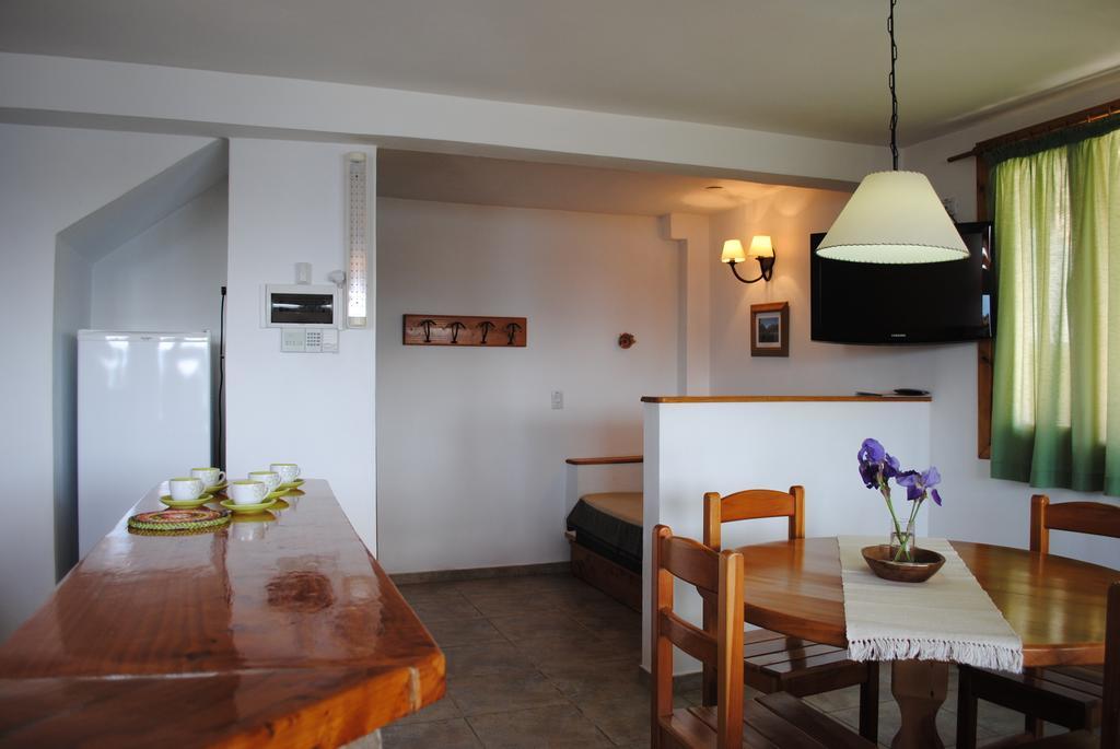 Alun Bungalows Apart San Carlos de Bariloche Ngoại thất bức ảnh